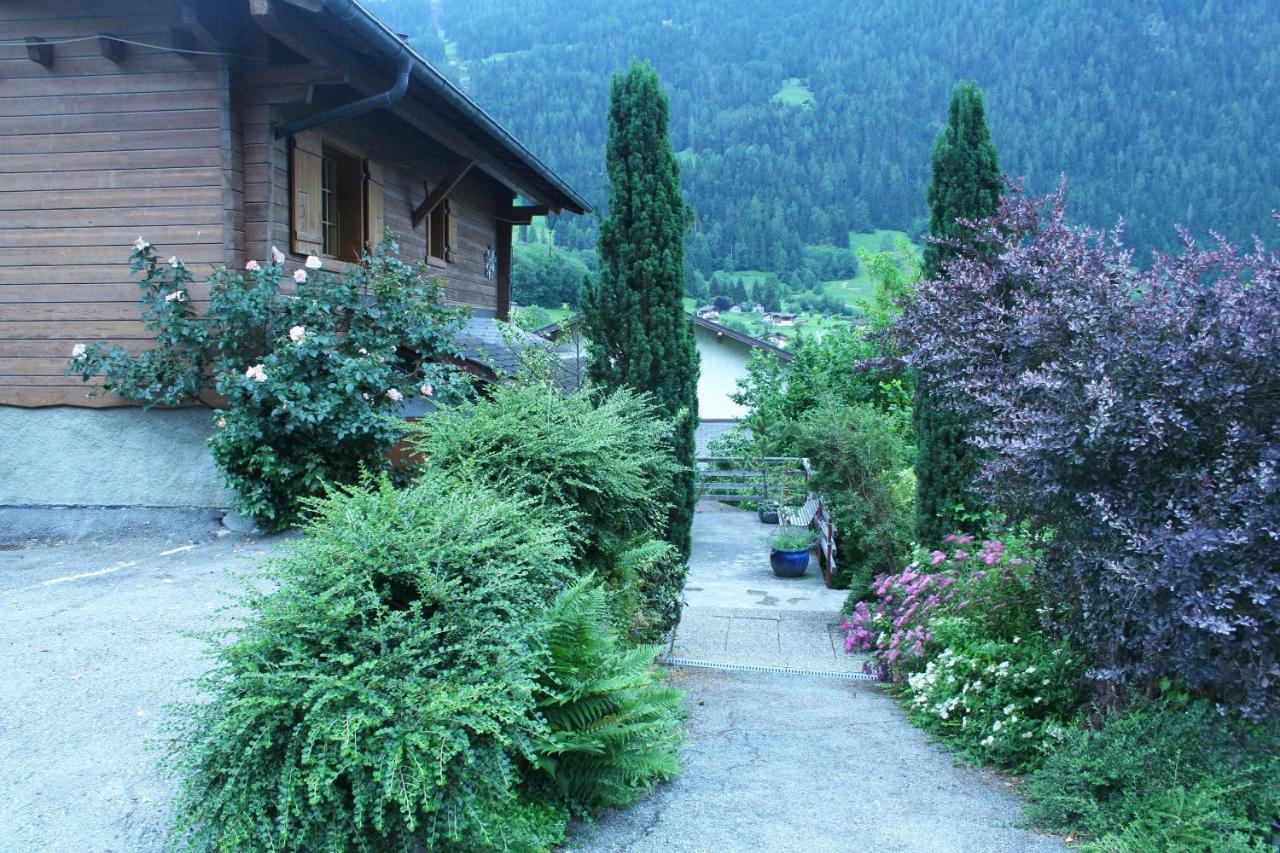 Bnb Claudy Et Elizabeth Michellod-Dutheil Le Châble Buitenkant foto